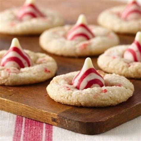 These christmas cookies are perfect for little helping hands. Easy Christmas Cookies Pillsbury : Easy Coconut Sugar ...