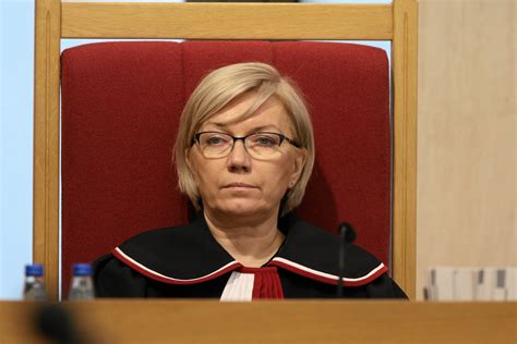 Julia anna przyłębska z domu żmudzińska (ur. Prezes TK o śmierci Henryka Ciocha: przez nagonkę - WP ...