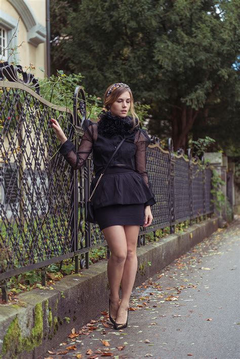 Ces bas noirs autofixants au style. femmes - demain - Votre Féminité, Mode, Glamour et Bas ...
