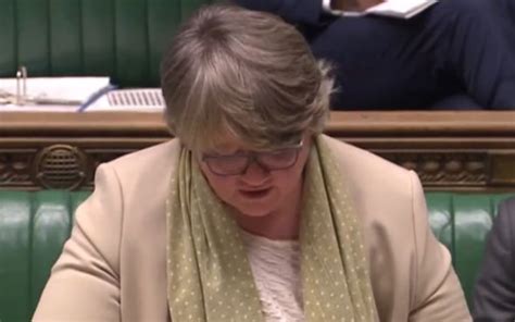 Therese coffey was unable to contain her disapproval at morgan's line of questioning after the presenter probed her on the uk's high coronavirus death toll. Universal Credit warning: System risks overload as 105,000 ...