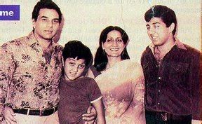 The name of his father is dharmendra deol. Fun Unlimited: dharmendra's life history and family