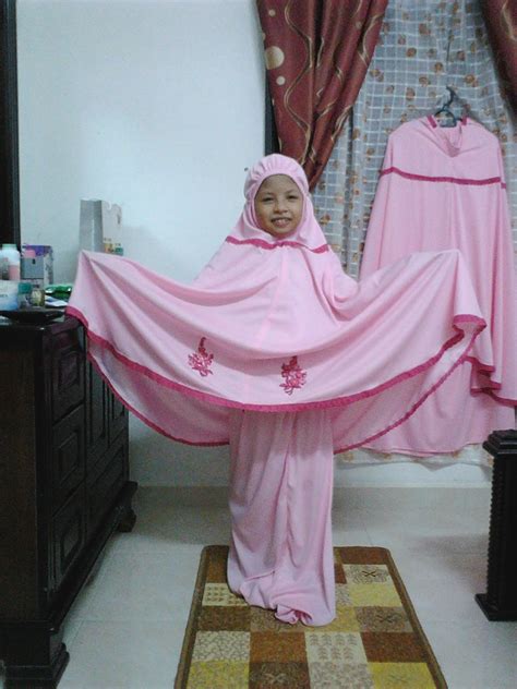 57 kain putih ujungnya berenda, kan dijahit dibuat celana. Langsir Paten Terkini.: Telekung Solat/ kain sembahyang ...
