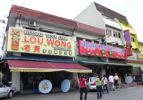 Chicken rice & taugeh was surprisingly really good. Some stories about us: Ipoh Food