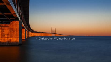 Die fast 9 km lange öresundbrücke (schwedisch: Öresundsbron | Malmö | Sweden | Christopher Wölner-Hanssen ...