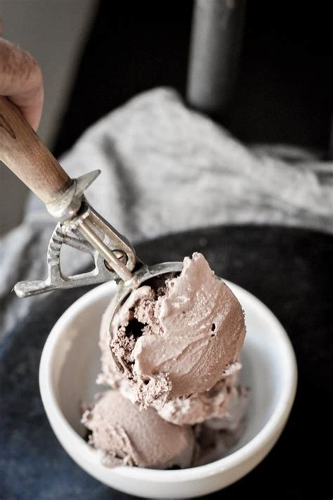 Homemade ice cream can be a pretty intimidating affair—but the results can be so worth it. The Very Best Sugar-Free Chocolate Ice Cream | Recipe ...