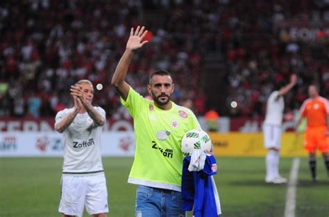 Alan ruschel oyuncunun doğum tarihi, doğum yeri, boyu, kilosu, mevki, uyruğu oynadığı takımlar ve maçlar, attığı goller ve yaptığı asistleri aspor.com.tr canlı skor sayfasında bulabilirsiniz. Relembre casos de jogadores suspensos por doping no ...