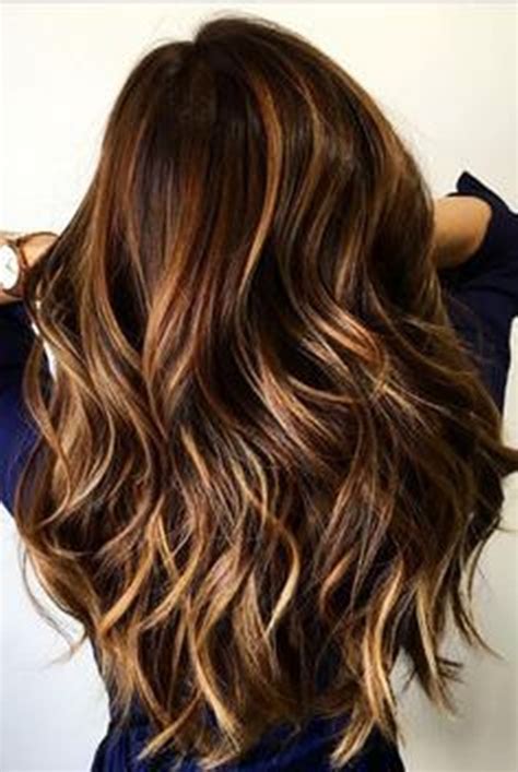 It works great on those with a brown hair color to give it some gorgeous caramel tones. 58 of the Most Stunning Highlights For Brown Hair