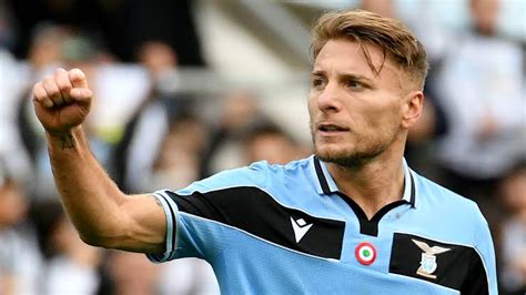 Ciro immobile càng già thì càng tỏ ra hiệu quả hơn trong việc ghi bàn. 2019-2020 Top 10 Highest Goalscorers in Europe ...