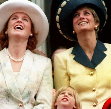 15 october 1959) is a member of the british royal family. Royals: Sarah Ferguson, die rote Herzogin von York ...