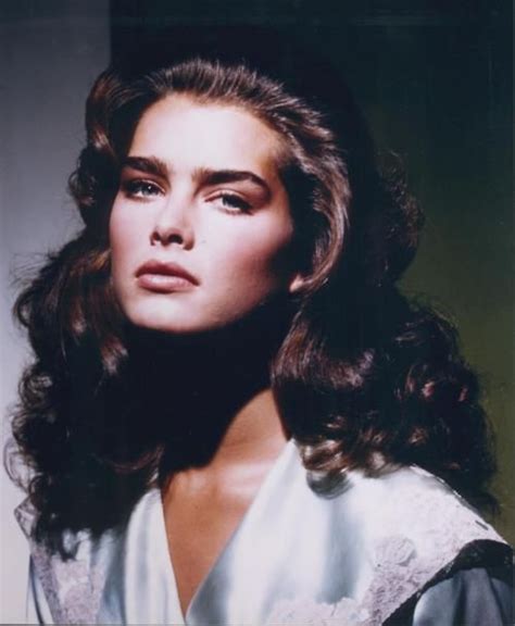 Mr gross, a fashion photographer for 30 years, shot a series of photos of ms shields in 1975 before she became famous as a child actress. brooke shields gary gross 1975에 대한 이미지 검색결과
