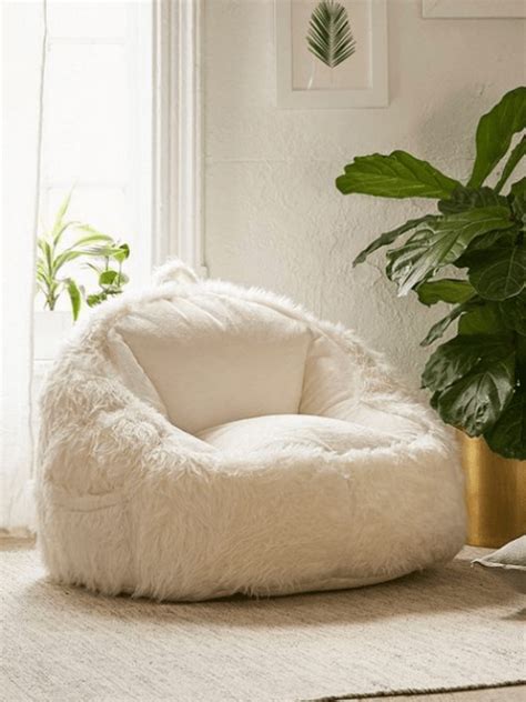 Comfy chairs for bedroom make that just a little bit easier. Cute Dorm Room Furniture That Will Complete Any Room ...