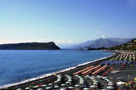 A protocol has been prepared for the containment of the spread of the covid 19 virus in relation to the safe conduct of the water park management activities. Praia a Mare - visit one of the most beautiful beaches in ...