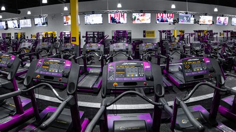 Here you'll find a spacious fitness floor and group fitness studios — 10,000 square feet, all dedicated to the pursuit of healthy living. Gym in Apple Valley, MN | 7382 153rd St W | Planet Fitness