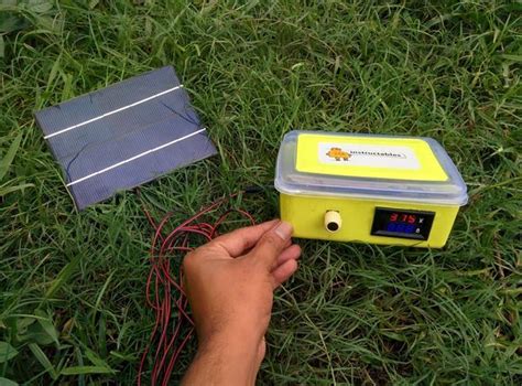 Batteries play an important role in any battery operated project/products. DIY SOLAR LI ION/ LIPO BATTERY CHARGER | Diy solar, Lipo battery, Battery charger