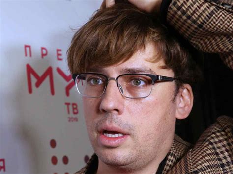 Миколас не перестает удивляться, как алле и максиму удалось сохранить рождение своих детей в абсолютной тайне. Максим Галкин: последние новости, возраст, биография ...