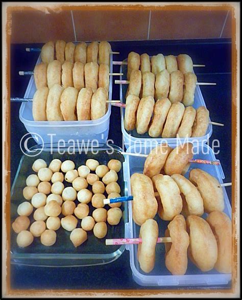 Kegunaannya yaitu soda akan membuat pengembangan kue secara maksimal sedangkan maizena akan membuat tekstur kue. Welcome to Teawe's blog: Donut Cassava/ Donat Singkong