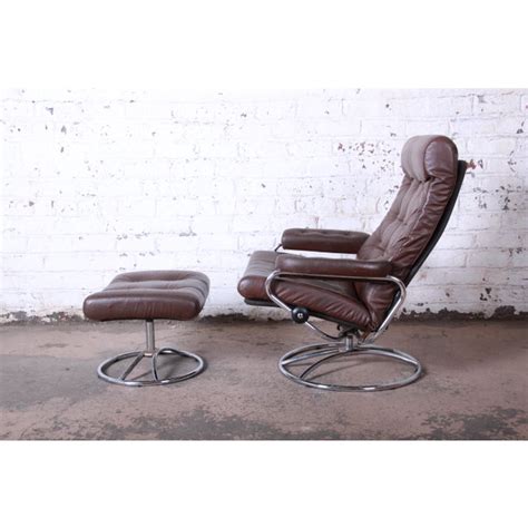 Vintage mies van der rohe mr lounge chair with arms black leather chrome knoll. Vintage Ekornes Stressless Chrome and Leather Lounge Chair ...