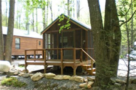 Perfect view hideaway offers great views with lots of covered and uncovered decks. Pet Friendly Vacation Rentals Cherokee NC - Rental Cabins ...