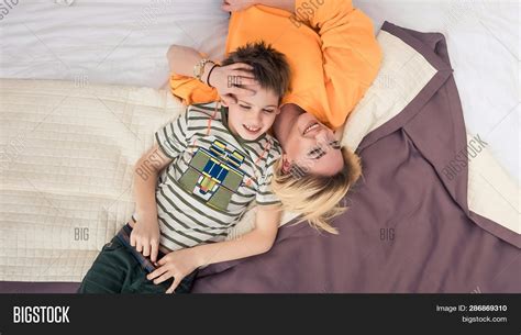 Mother Son On Bed Image Amp Photo Free Trial Bigstock