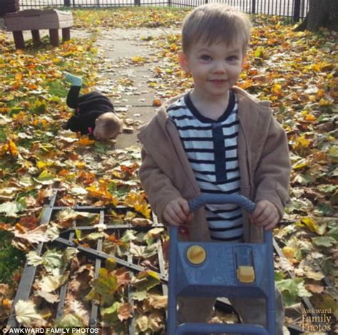 Awkward Family Photos, FOTO di mamme e figli imbarazzanti ...