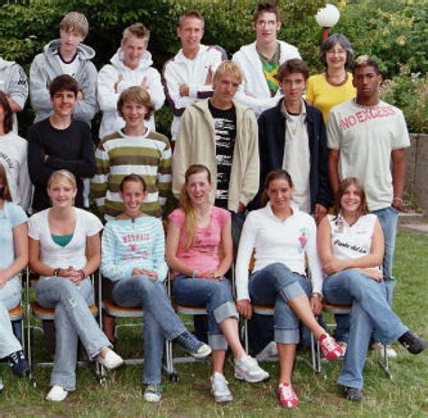 Nun hat er die namen verraten und zeigt ein foto. Fußball-Familie: Die Brüder Boateng zwischen Weltruhm und ...