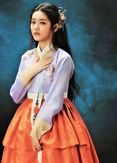 Shes very funny and cute on and off screen. Korean Culture Fashion- Appreciate the Hanbok