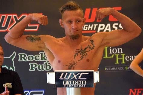 Height 5'10 177.8 cm weight 170 lbs 77.11 kg. Paul Schommer | MMA Junkie