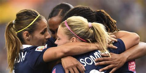 On trouve un panorama de mer, de montagnes et de temples avec jardins. Coupe du monde féminine : la France avec la Norvège, la ...