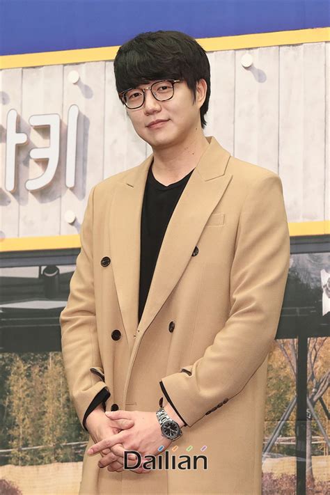 누구 이기냐고 돈걸라면 무조건 성시경. 성시경 '잘자요~'