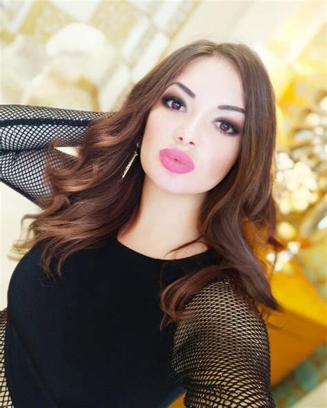 Plenty of fish, as its name suggests, features a wide selection of dating profiles. Juliya ladies profile pic Russian dating site in USA