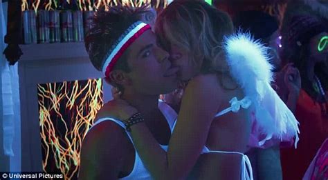Halston sage is an american actress. Zac Efron is 'dating' Bad Neighbours co-star Halston Sage ...