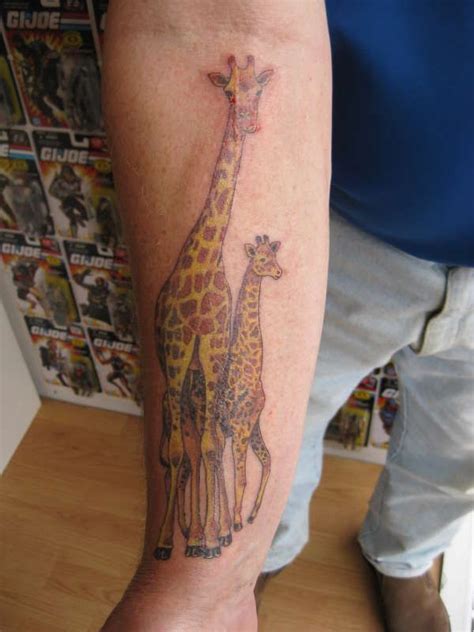 You can make as a tattoo a whole giraffe or only a head of it and place it on the fingers. GIRAFFES 2 recently done by abby perry tattoo | Giraffe ...