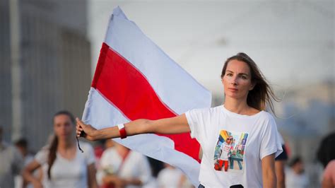 Belarus im Umbruch: Frauen treiben die Revolution voran