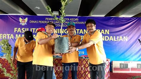 Tambahkan tempat (perusahaan, toko, dsb) ke bangunan ini. DPUPR Kota Kediri Gelar Diskusi Fasilitasi Peran Masyarakat Dalam Pengendalian Tata Ruang ...