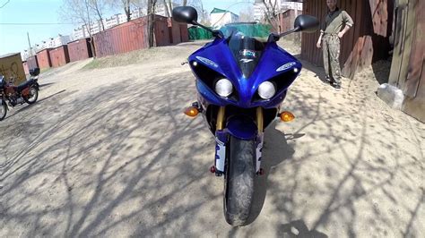 Yamaha r1 best akrapovic exhaust sound compilation this video including compilation and comparison about exhaust yamaha. Yamaha R1 2011 Akrapovic Full Exhaust sound - YouTube