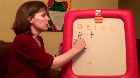 Inspire your child to love reading with thousands of books & reading activities. How to teach a child to read: Three letter words - YouTube