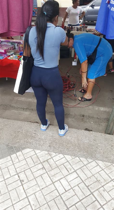 Cantúa — mujer de nalgas grandes … colombianismos. Bonita mujer con nalgas grandes en calzas | Mujeres bellas en la calle