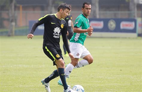 El mediocampista ofensivo álvaro fidalgo se presentó en la liga bbva mx con las águilas del américa fidalgo, al igual que jordan silva , otro de los refuerzos del conjunto de coapa para este. ¡Sustote! Rubens Sambueza sufrió un percance automovilístico