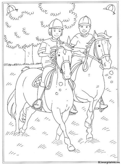 Kleurplaat van 2 paarden onder een boom. Op de manege kleurplaat 374741 kleurplaat