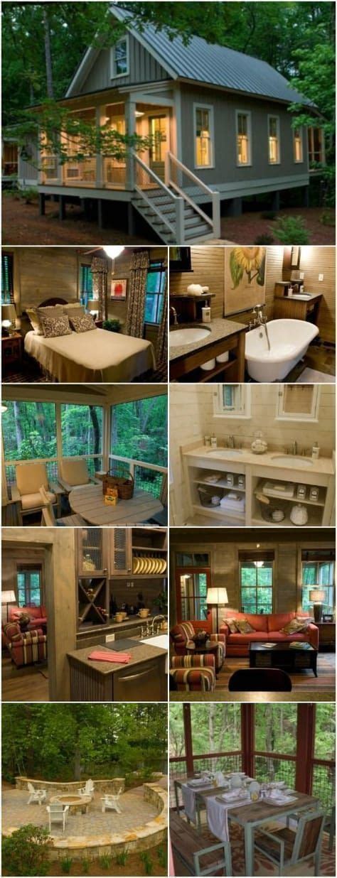 Esempio di un portico classico con pedane e un tetto a sbalzo — houzz. Camp Callaway Cottage is 1091 Sq. Ft. Pure Cozyness {Tiny ...