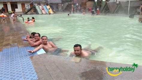 Apalagi lokasi kolam renang manyar tirtoyoso ini yang cukup sepi karena berada di area perumahan. Harga Tiket Masuk Kolam Renang Cimanggu Ciwidey > Happy ...