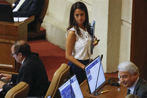 Paulina sala is on facebook. Paulina Nuñez | La diputada Paulina Nuñez en la sala de ...