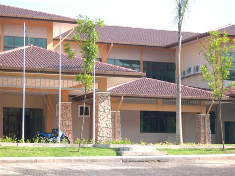 Klinik keluarga azian dan elina kelang polyclinic (jalan dato hamzah). Cikgu Kema-Almari Lauk: Mac 2011