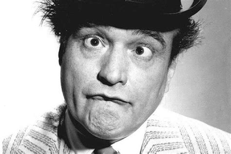 We wonder what he looked like, what clothes he wore, how tall he was, what food he ate. Red Skelton's Death - Cause and Date - The Celebrity Deaths