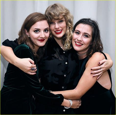 Secret sessions is a place for artists and fans to feel connected, creating memorable music experien. Taylor Swift Fans Share Fun Photos from London Secret ...
