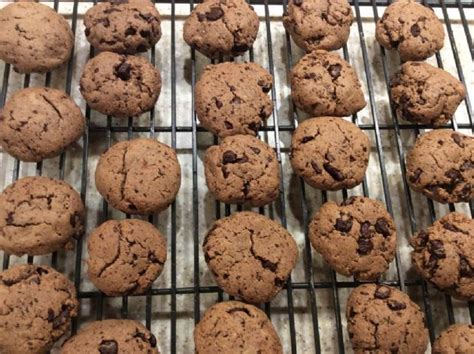 Beat on low speed until just. Paleo Low Sugar Chocolate Chip Cookies Recipe | SparkRecipes
