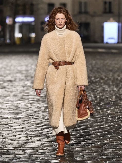 Fashion Week de Paris : le défilé Chloé prêt-à-porter automne-hiver ...