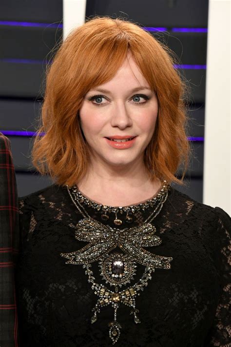 Christina hendricks keeps it chic while striking a pose on the red carpet at the 2019 thespians go hollywood gala held at avalon hollywood on monday (november 18) in christina hendricks sips on an orange juice as she takes her dog for a morning walk on monday (october 21) in los angeles. Christina Hendricks - 2019 Vanity Fair Oscar Party