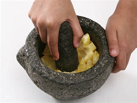 Sajian tradisional dari bahan olahan kentang ini diketahui sangat populer olah masyarakat indonesia. Cara Membuat Perkedel Kentang Dg Dikukusg / Resep perkedel ...