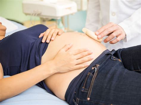 Abnormal vaginal bleeding or discharge, which occurs in nine out of 10 women with endometrial cancer. Cervical Cancer Risks Every Woman Should Know | Best ...
